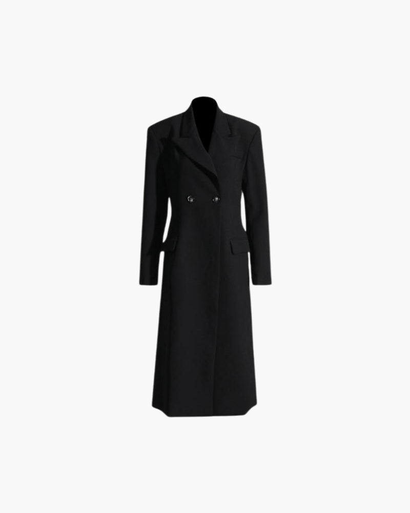 Silke København | The Noir Coat